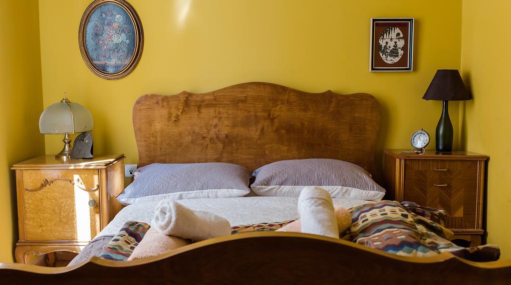 Athens Quinta Hostel ภายนอก รูปภาพ